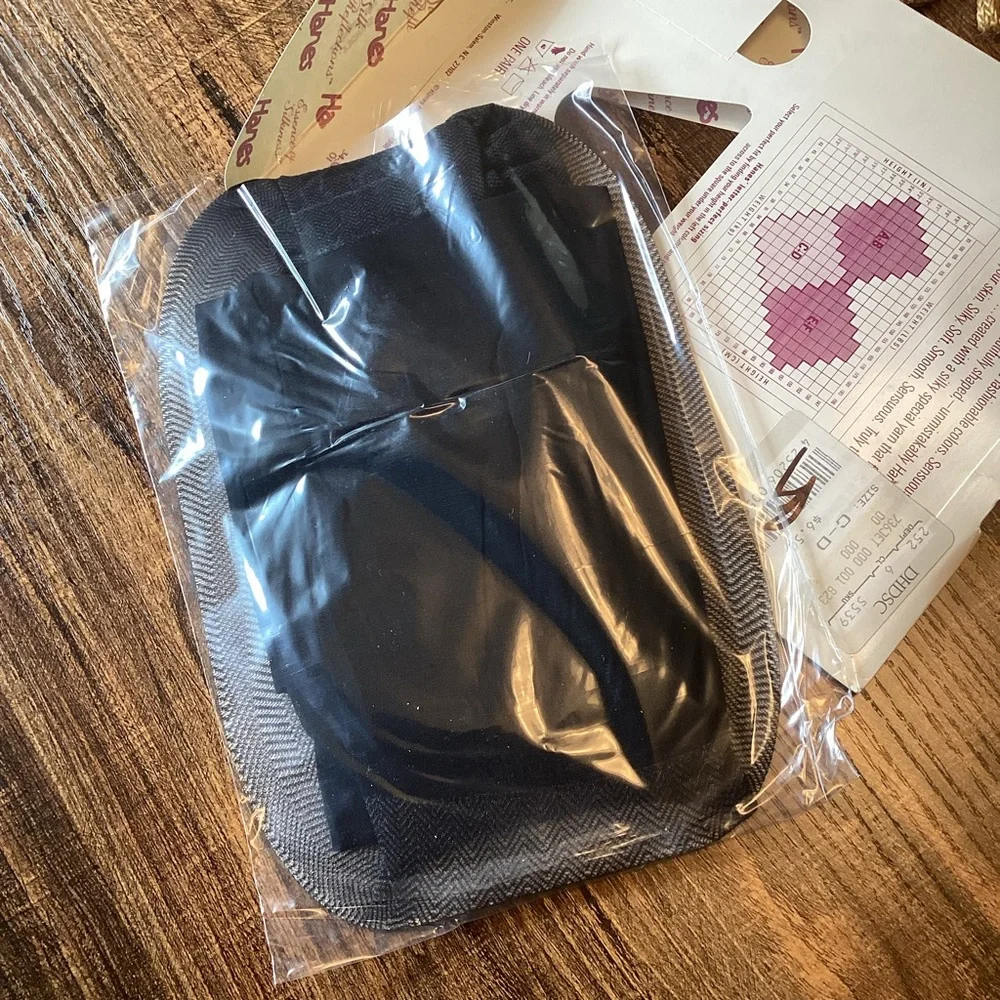 Hanes size new